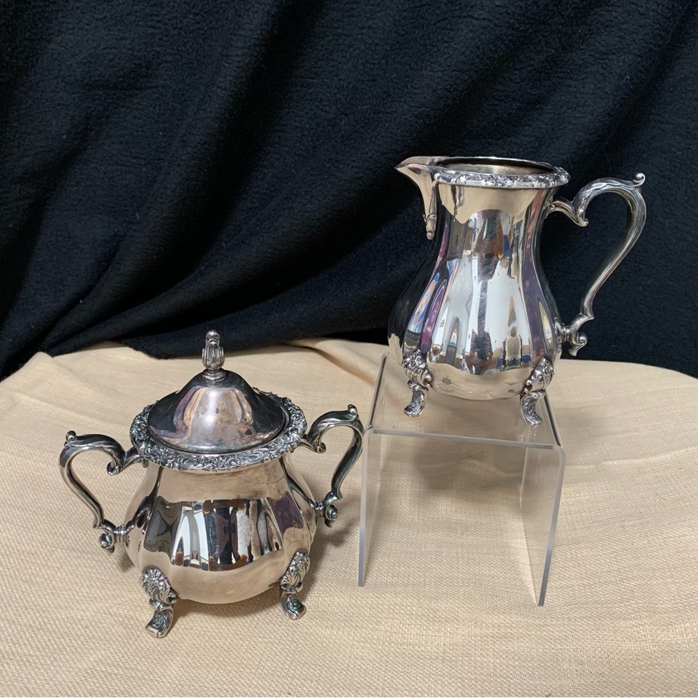 Silverplate Creamer & Sugar Bowl Set Countess 6204 Ornate Footed Baroque Style